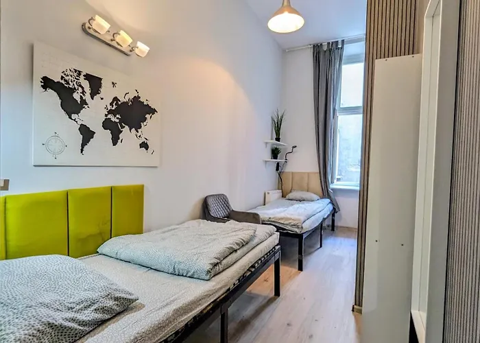 Centrum Fabryczna Albergue